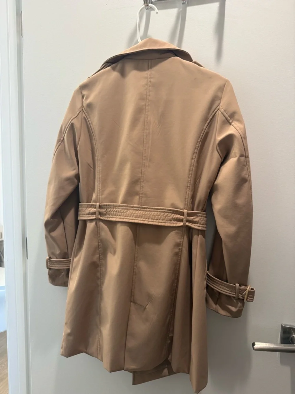 Classic Women's Tan Trench Coat with Belt - Picture 2 of 3